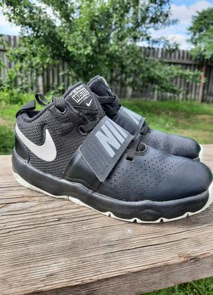 Идеальные кроссовки nike, размер 35