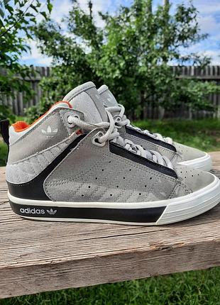 Оригинал, высокие кроссовки adidas,  размер 34