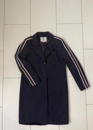 Пальто женское