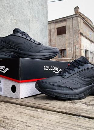 Мужские кожаные кроссовки saucony omni walker 3 40202-2s black9 фото