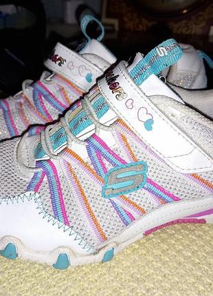 Кроссовки skechers. оригинал.