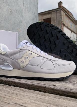 Мужские кожаные кроссовки saucony shadow original 70564-2s white/white2 фото