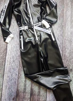 Кожаный комбинезон для девочки