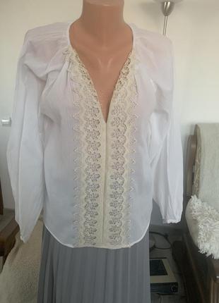 Автентична блузка