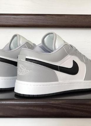 Кросівки nike air jordan 1 low white grey black2 фото