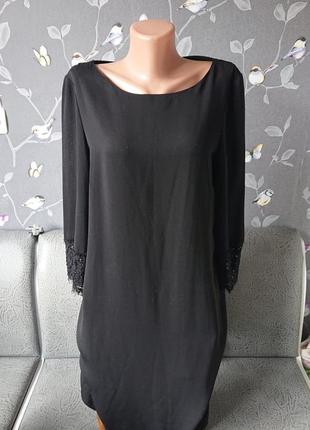 Черное женское платье свободного фасона с кружевом р.44/461 фото
