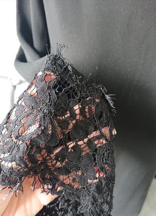 Черное женское платье свободного фасона с кружевом р.44/465 фото