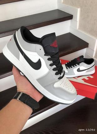 Кроссовки nike air jordan 1 low white black grey