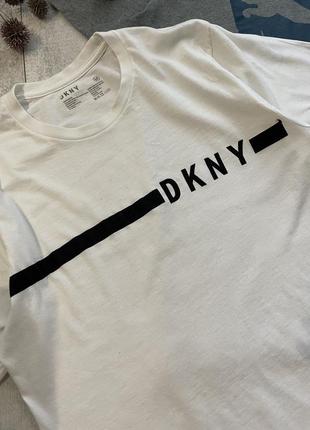 Футболка белая из коллекции dkny1 фото