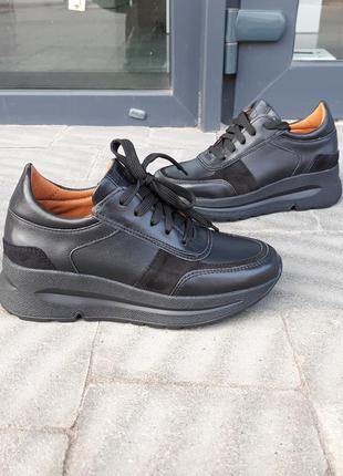 Женские кроссовки натуральная кожа