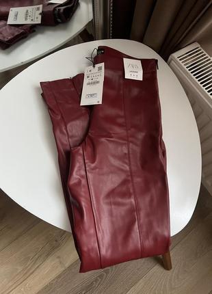 Брюки из эко кожи zara1 фото