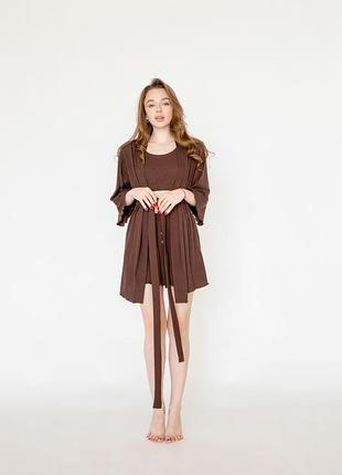 Пижамный бежевый трикотажный коричневый комплект тройка халат шорты топ