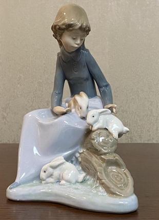 Фарфоровая статуэтка nao (by lladro) «девушка с кроликами».