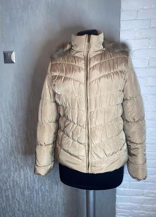 Демисезонная куртка с капюшоном опушка из натурального меха kilky, l