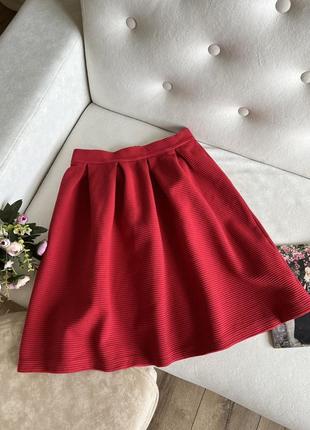 Красная хлопковая юбка в рубчик1 фото