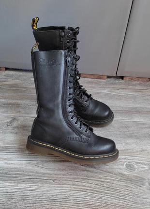 Женские высокие кожаные ботинки dr. martens 1460