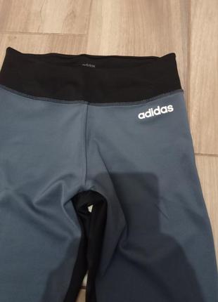 Легінси вкорочені adidas xs5 фото