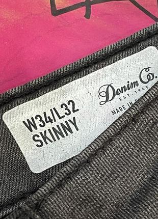 Зауженные стрейч джинсы с фабричным потертостями skinny4 фото