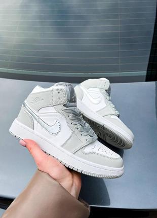 Кроссовки air jordan retro 1 silver strip