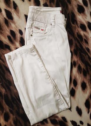 Стильні білі брюки h&m