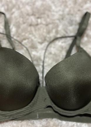 Бюстгальтер