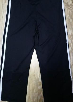 Спортивні шорти adidas, оригінал