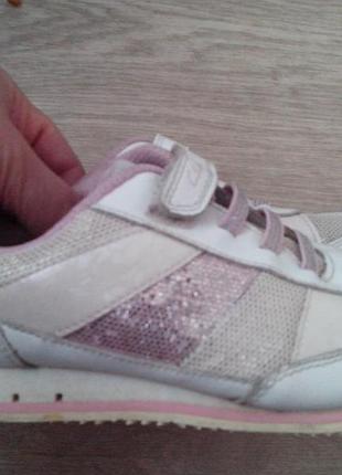 Кроссовки р.28-29