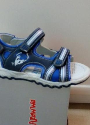 Босоножки для мальчика 26 і 28