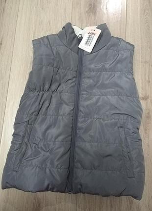 Фірмова жилетка alive