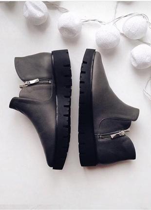 Напівчеревики kacharovska