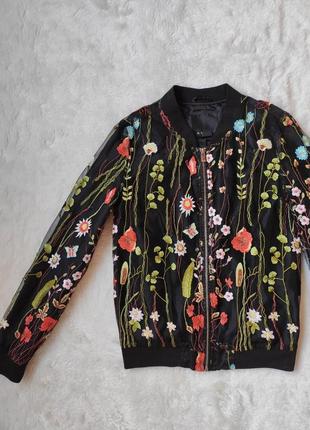 Черный цветочный бомбер летний деми короткая куртка с сеткой цветочной вышивкой с молнией ветровка