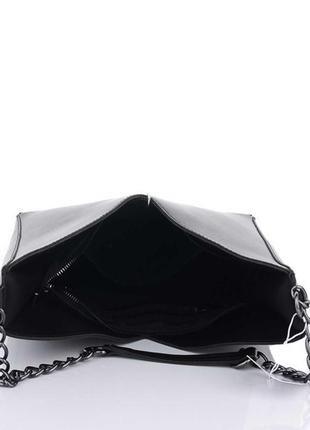 Жіноча молодіжна сумка чорного кольору на плече оригінальна модна чорна сумка на плечах3 фото