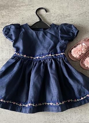 Нарядное платье marks &amp; spencer и пинетки