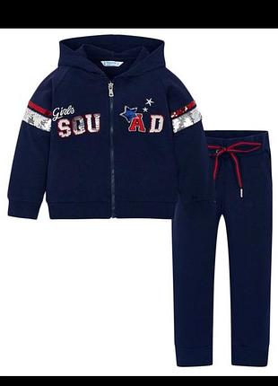 Продам костюм mayoral на 104 см