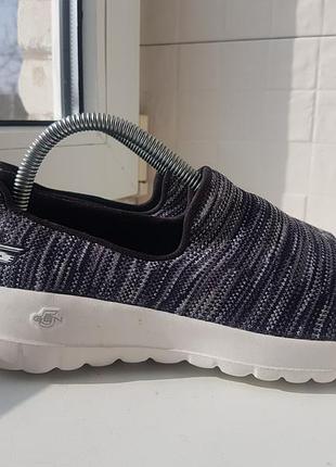 Skechers ( оригінал) 36 розмір
