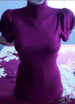 Чрезвычайно красивая кофта в состоянии новой. 44-46р