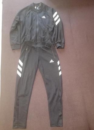 Спортивний дитячий костюм adidas