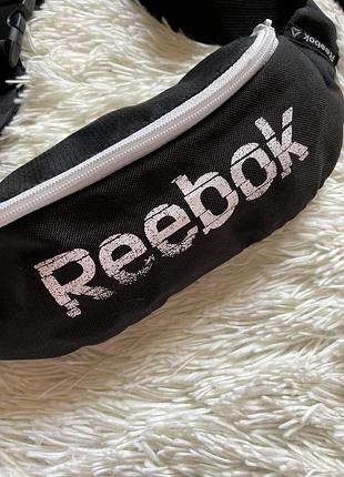 Поясная сумка бананка reebok