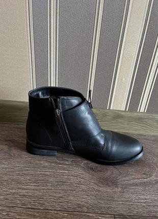 Ботинки кожаные весна черные6 фото