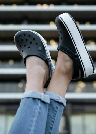 Кроксы Crocs Classic Sandal Ivory Lightweight Men Unisex Slip O