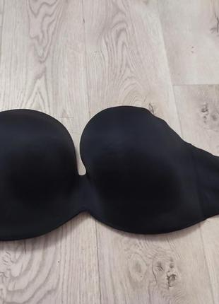 Бюстгальтер без бретелей