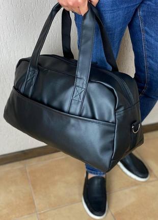 Чоловіча дорожня класична спортивна сумка міська стильна шкіряна надійна чорного кольору