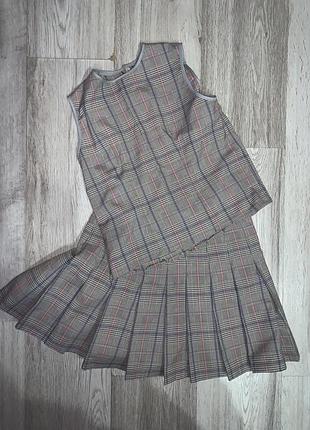 Костюм в клітинку