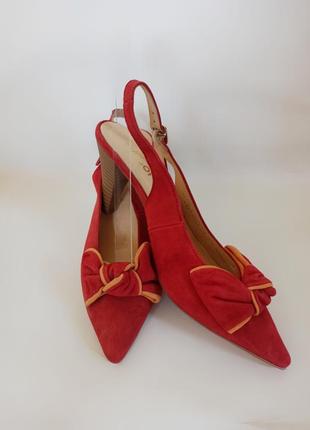 Туфли gabor, выполненные в португалии.брендовая обувь stock1 фото