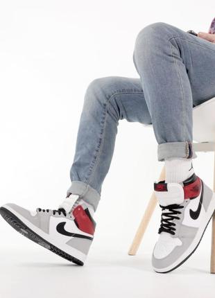 Кроссовки nike air jordan 1 retro grey black white red