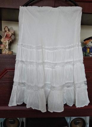Легкая летняя юбка белого цвета, на подкладке, размер м
