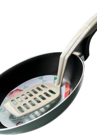 Сковородка с лопаткой с антипригарным покрытием 20см slfo20