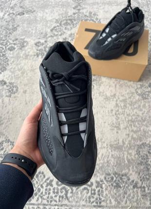 Стильні кросівки adidas yeezy 700. унісекс кроси чорного кольору. демісезонні кроси для хлопців і дівчат.