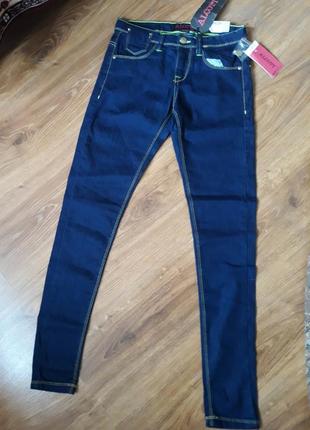 Ідеальні джинси alcott   (size 26)3 фото