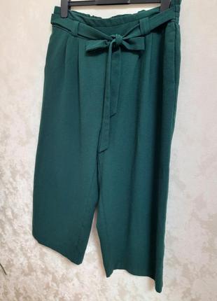 Укороченные свободные брюки кюлоты палаццо изумрудный цвет большой размер3 фото